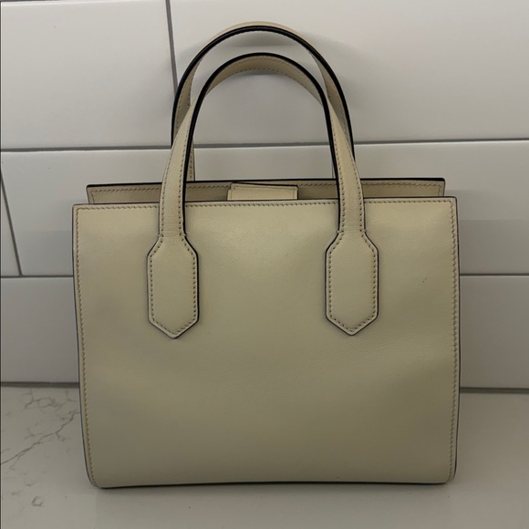 Gucci GG Bow Ivory Leather Small Tote Crossbody Bag Double G Ribbon Entrupy Auth - Picture 3 of 15